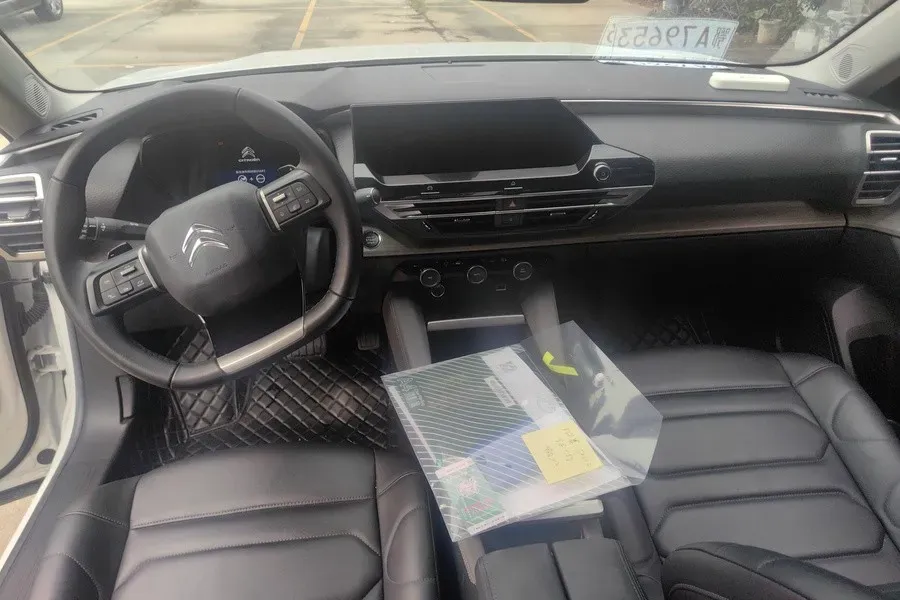 2021 Citroen C5 X 1.6T 175HP L4 8AT,autocango,china used car exporter,china ev exporter,chinese used car exporter,chinese used ev exporter