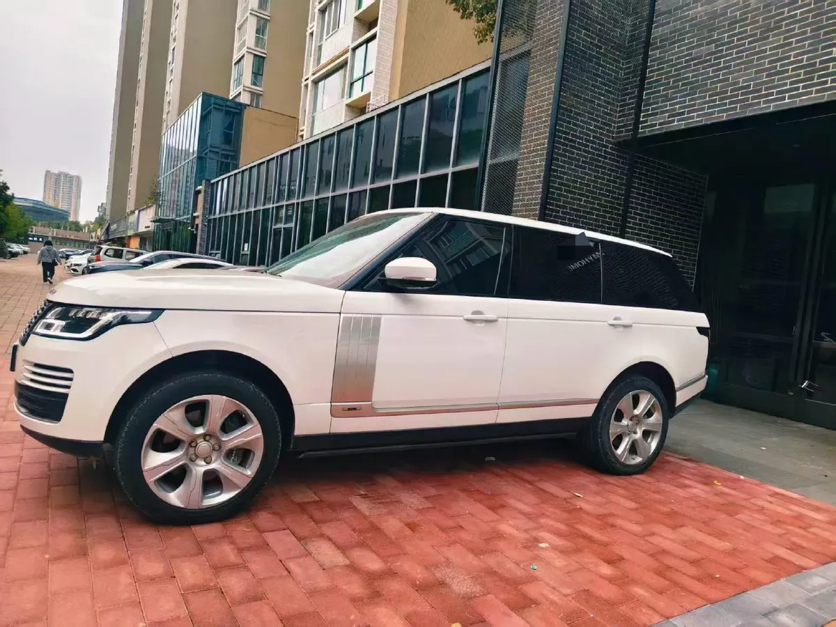 2020 Land Rover Range Rover 3.0T 400HP L6 8AT,autocango,china used car exporter,china ev exporter,chinese used car exporter,chinese used ev exporter