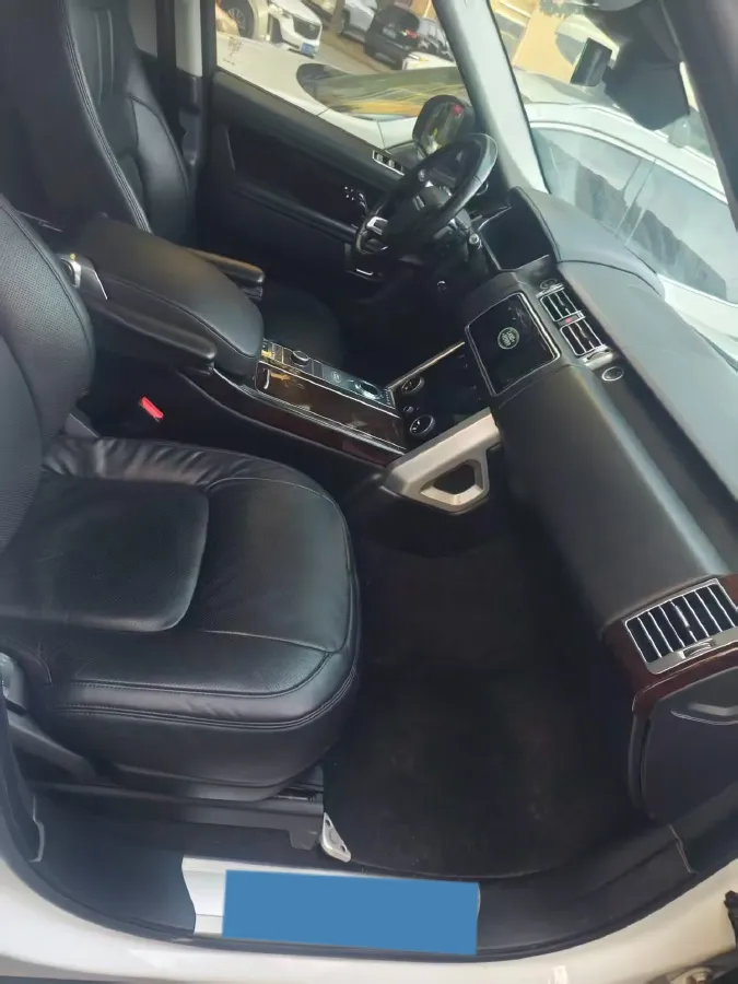 2020 Land Rover Range Rover 3.0T 400HP L6 8AT,autocango,china used car exporter,china ev exporter,chinese used car exporter,chinese used ev exporter