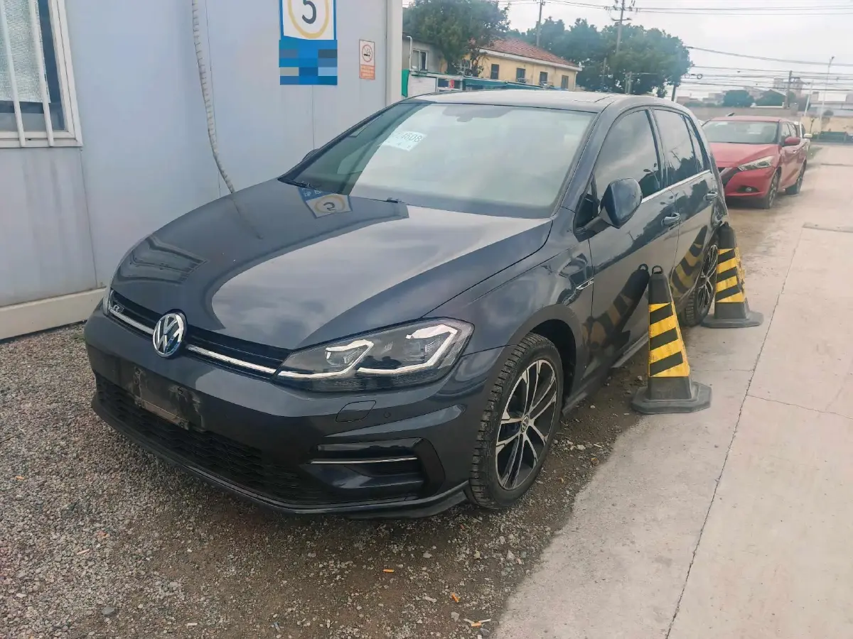 2020 Volkswagen Golf 1.4T 150HP L4 7DCT