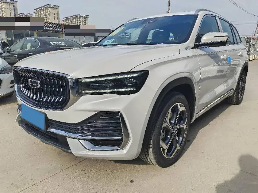 2025 Geely Monjaro 2.0T 238HP L4 8AT