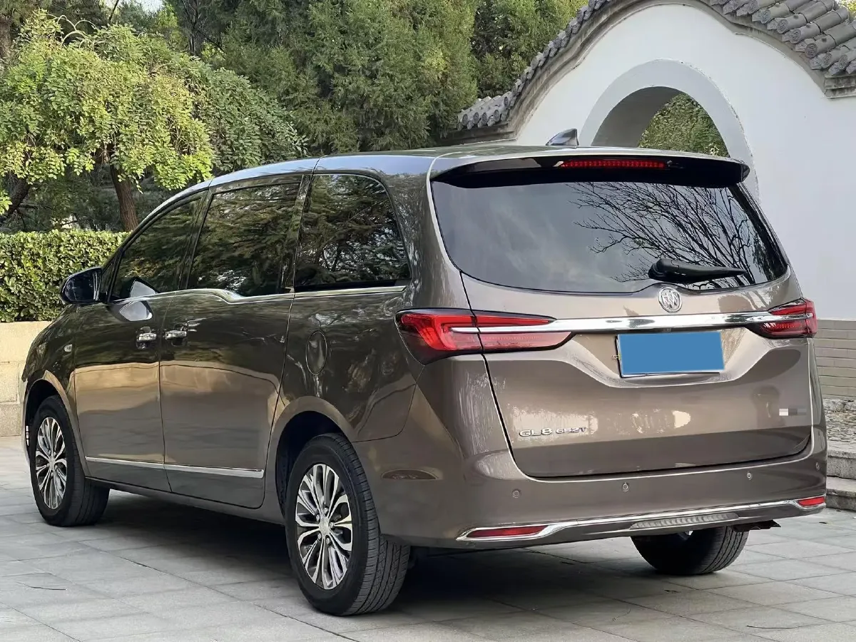 2022 Buick GL8 2.0T 237HP L4 9AT,autocango,china used car exporter,china ev exporter,chinese used car exporter,chinese used ev exporter
