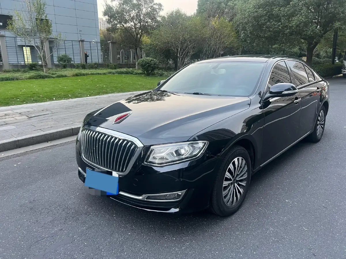 2018 HongQi H7 2.0T 204HP L4 6AT