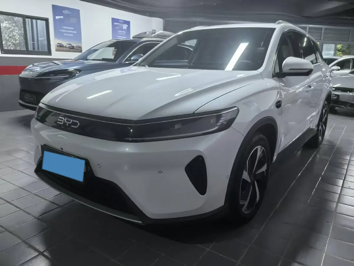 2025 BYD Sea Lion 05 DM-i 1.5L 101HP L4 E-CVT PHEV 18.3KWH