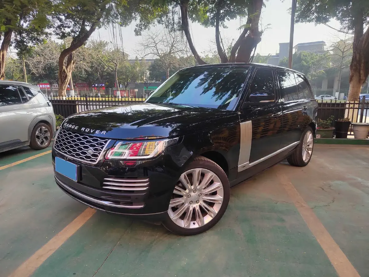 2022 Land Rover Range Rover 3.0T 400HP L6 8AT