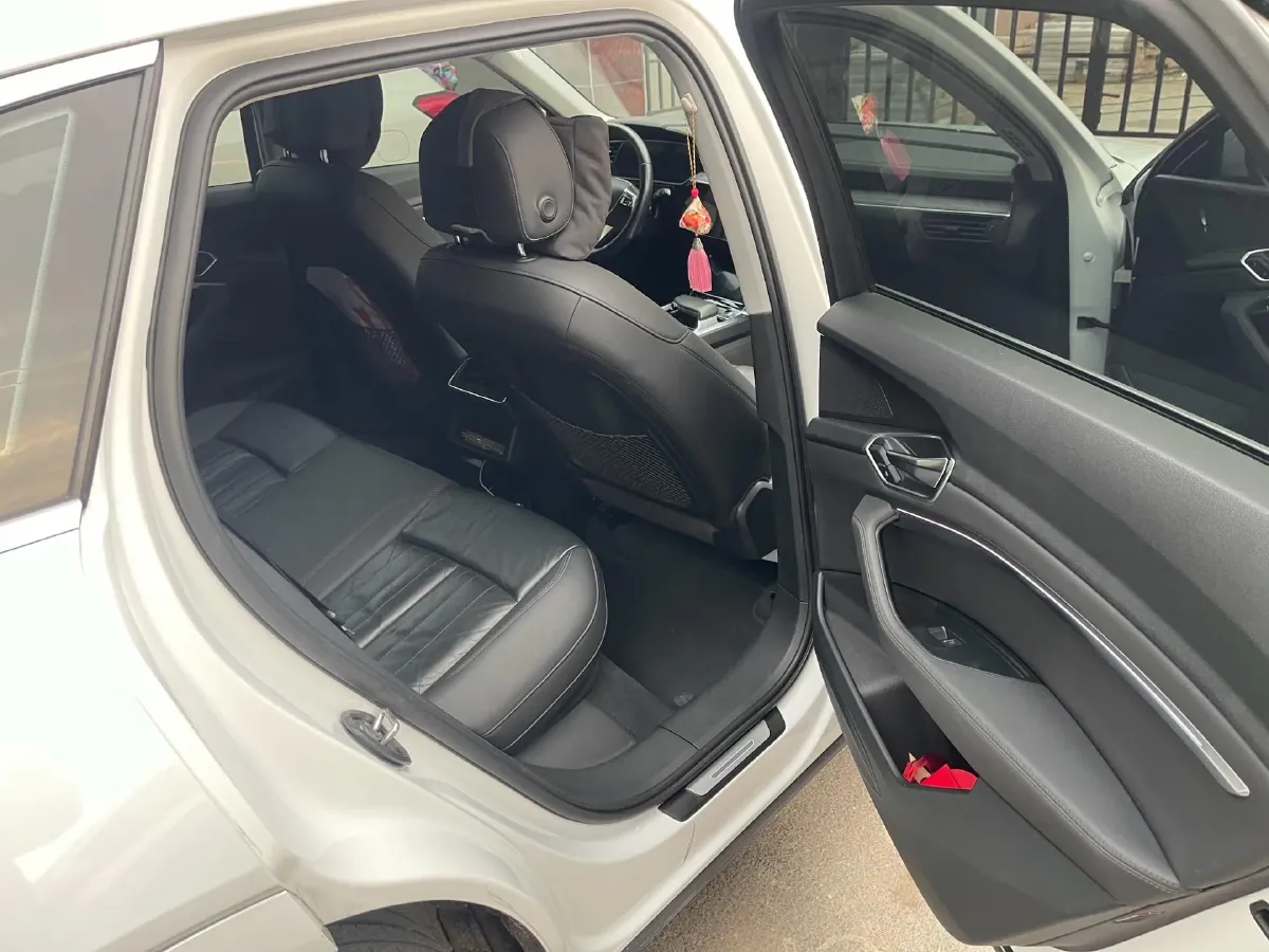 2019 Audi e-tron 2AT BEV 95KWH,autocango,china used car exporter,china ev exporter,chinese used car exporter,chinese used ev exporter