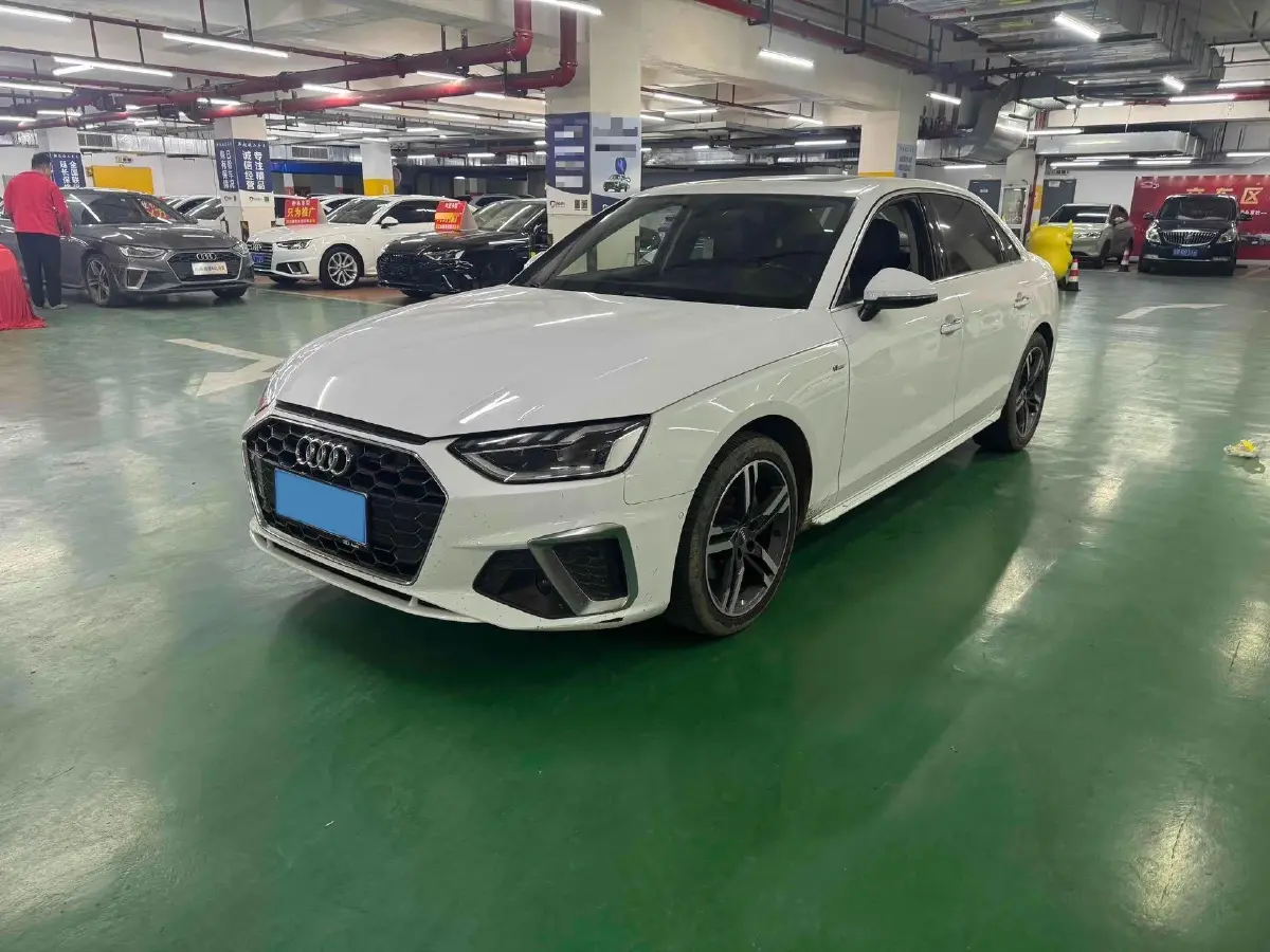 2020 Audi A4L 2.0T 190HP L4 7DCT