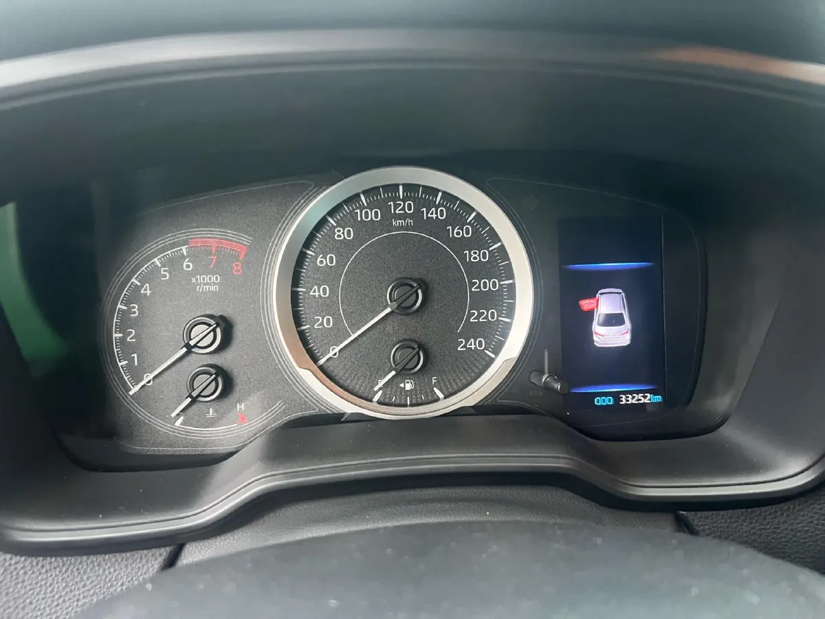 2021 Toyota Corolla 1.2T 116HP L4 CVT,autocango,china used car exporter,china ev exporter,chinese used car exporter,chinese used ev exporter