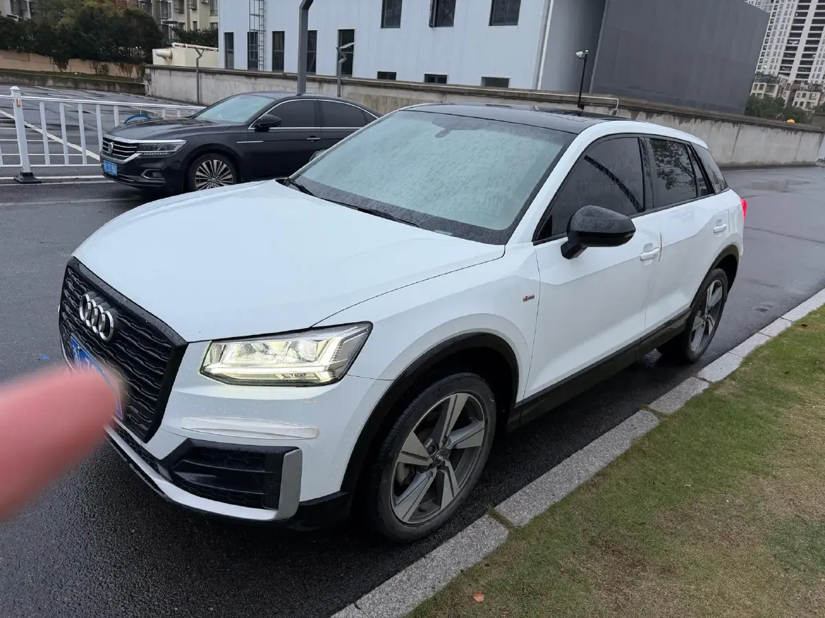 2021 Audi Q2L 1.4T 150HP L4 7DCT