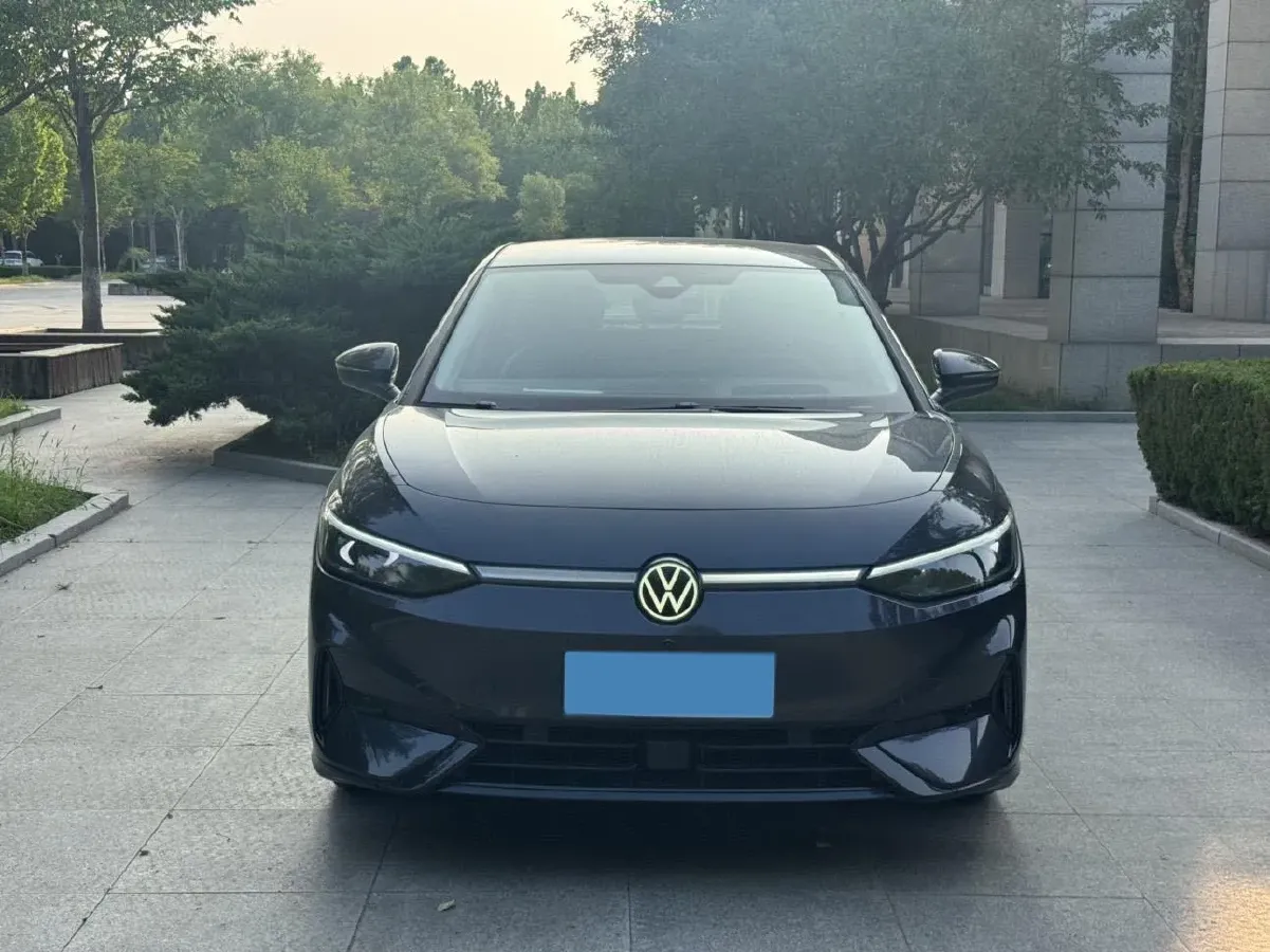 2024 Volkswagen ID.7 Vizzion BEV 84.8KWH,autocango,china used car exporter,china ev exporter,chinese used car exporter,chinese used ev exporter