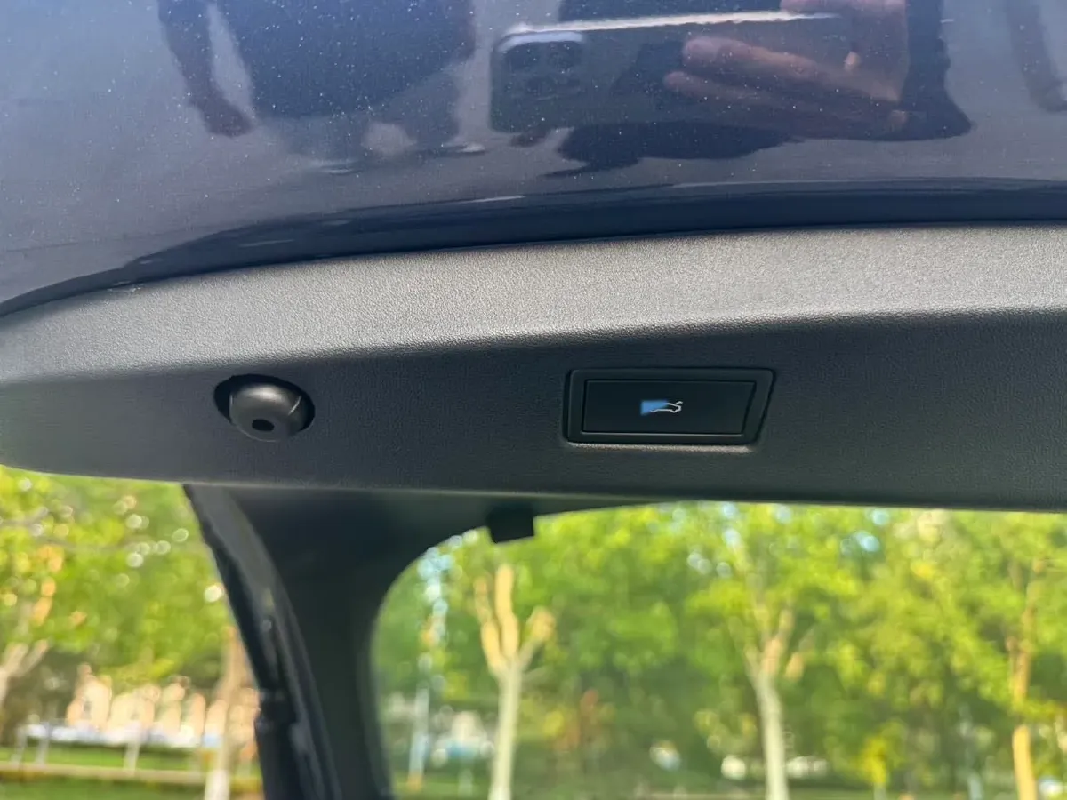 2024 Volkswagen ID.7 Vizzion BEV 84.8KWH,autocango,china used car exporter,china ev exporter,chinese used car exporter,chinese used ev exporter