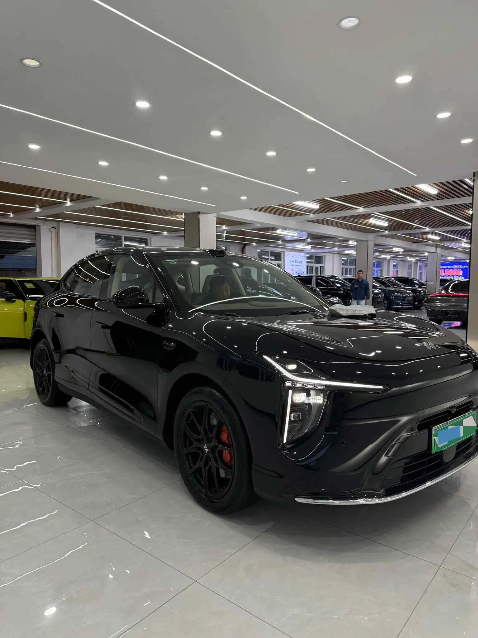 2023 IM LS6 thumbnail 3