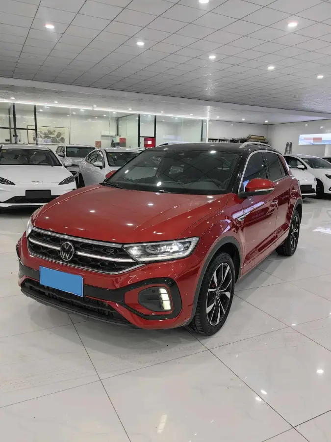 2023 Volkswagen T-Roc 1.5T 160HP L4 7DCT