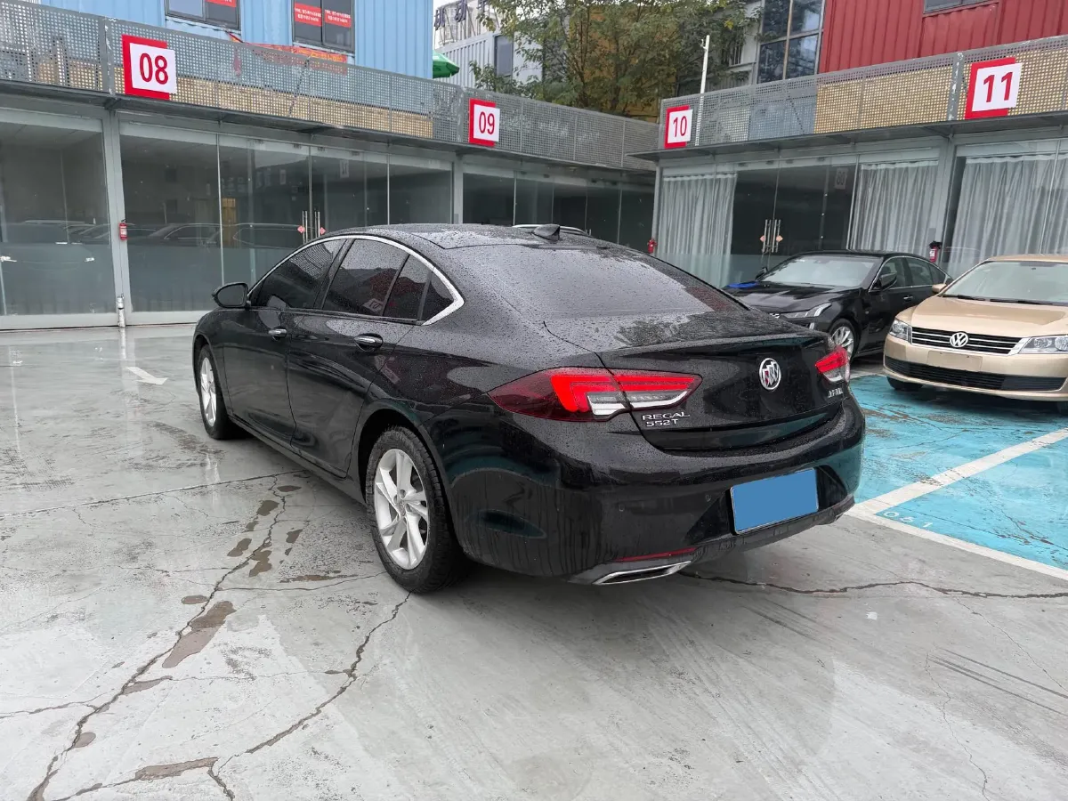 2022 Buick Regal 1.5T 169HP L4 9AT,autocango,china used car exporter,china ev exporter,chinese used car exporter,chinese used ev exporter