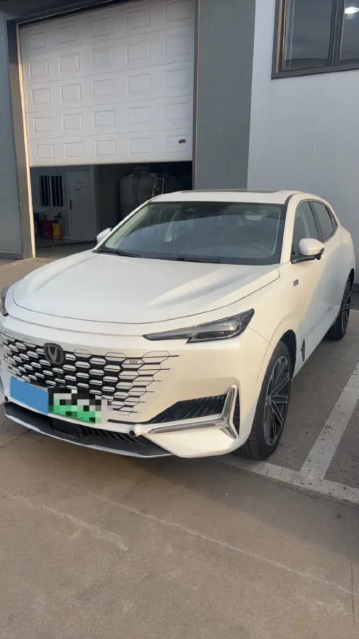 2024 ChangAn UNI-K iDD 1.5T 170HP L4 6TCT PHEV 28.4KWH