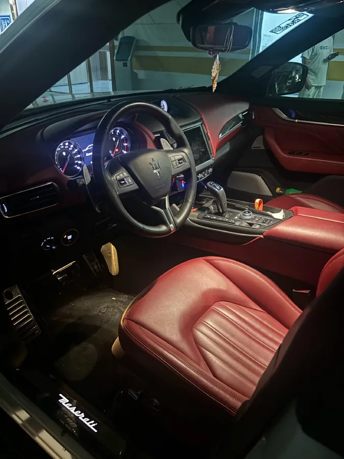 2020 Maserati Levante 3.0T 350HP V6 8AT,autocango,china used car exporter,china ev exporter,chinese used car exporter,chinese used ev exporter