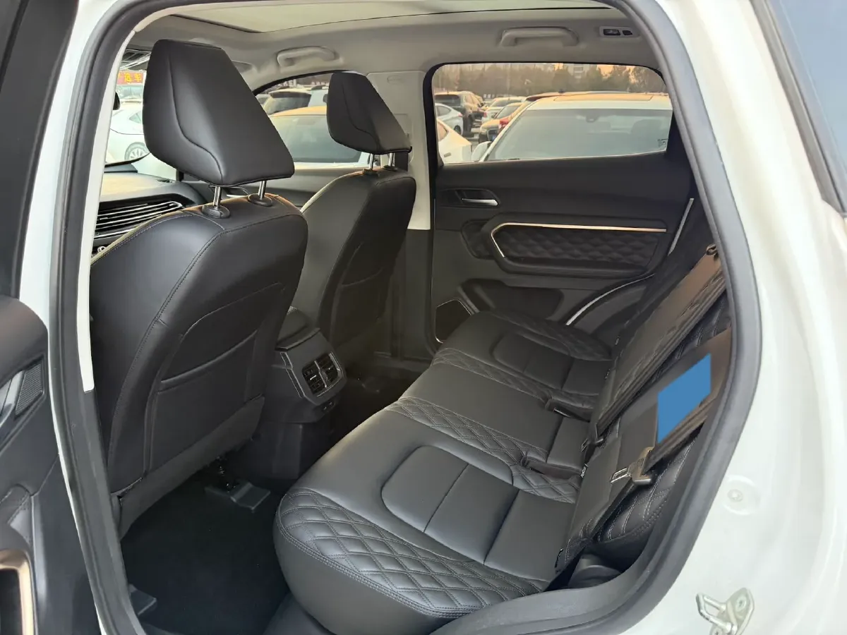 2021 Haval H6 1.5T 150HP L4 7DCT,autocango,china used car exporter,china ev exporter,chinese used car exporter,chinese used ev exporter