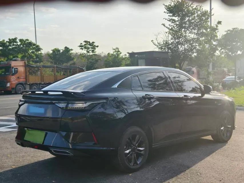 2024 DongFeng Aeolus YiXuan MAX 1.5T 197HP L4 7DCT,autocango,china used car exporter,china ev exporter,chinese used car exporter,chinese used ev exporter