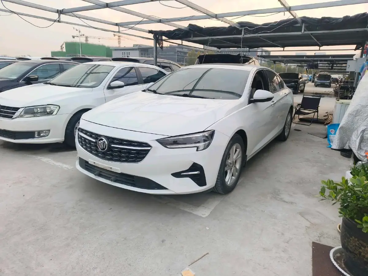 2020 Buick Regal 1.5T 169HP L4 9AT