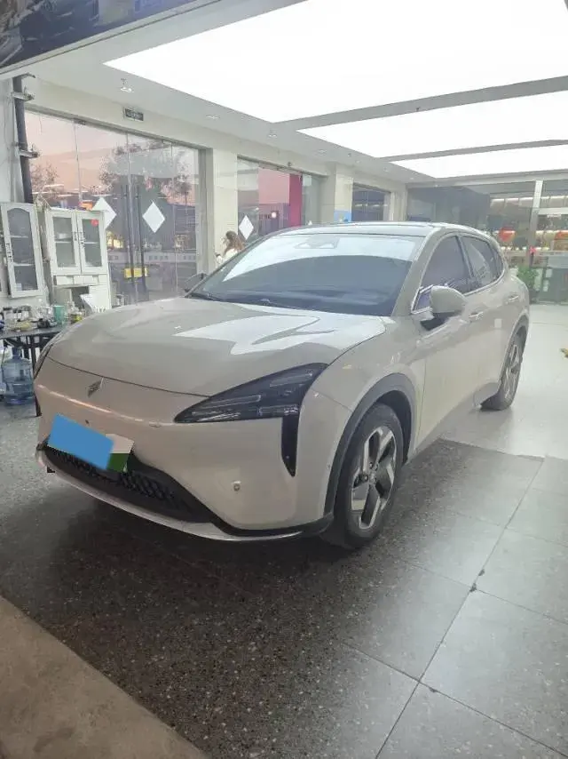 2024 BaoJun Cloud Sea BEV 69.2KWH