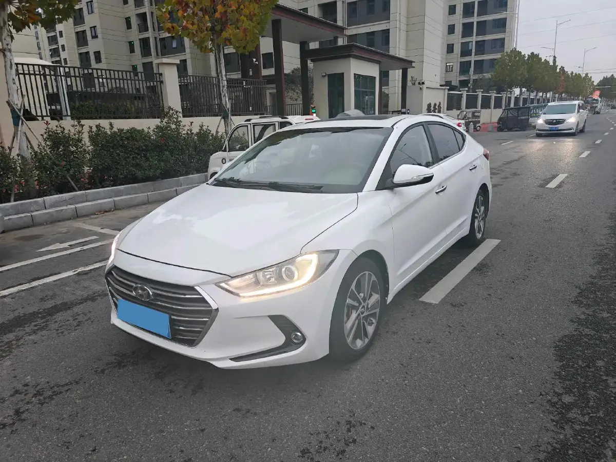 2016 Hyundai Elantra 1.6L 130HP L4 6AT