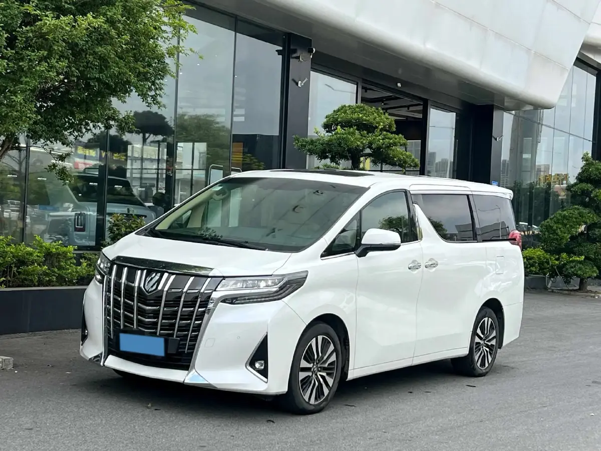 2018 Toyota Alphard 3.5L 301HP V6 8AT