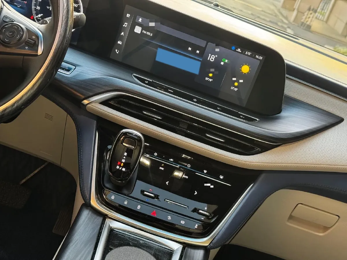 2021 Buick GL8 2.0T 237HP L4 9AT,autocango,china used car exporter,china ev exporter,chinese used car exporter,chinese used ev exporter