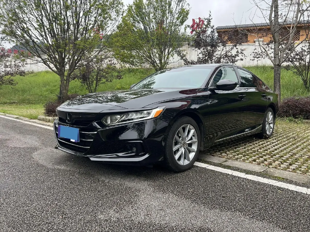 2022 Honda Accord 1.5T 194HP L4 CVT