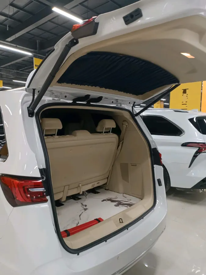 2023 Buick GL8 2.0T 237HP L4 9AT,autocango,china used car exporter,china ev exporter,chinese used car exporter,chinese used ev exporter