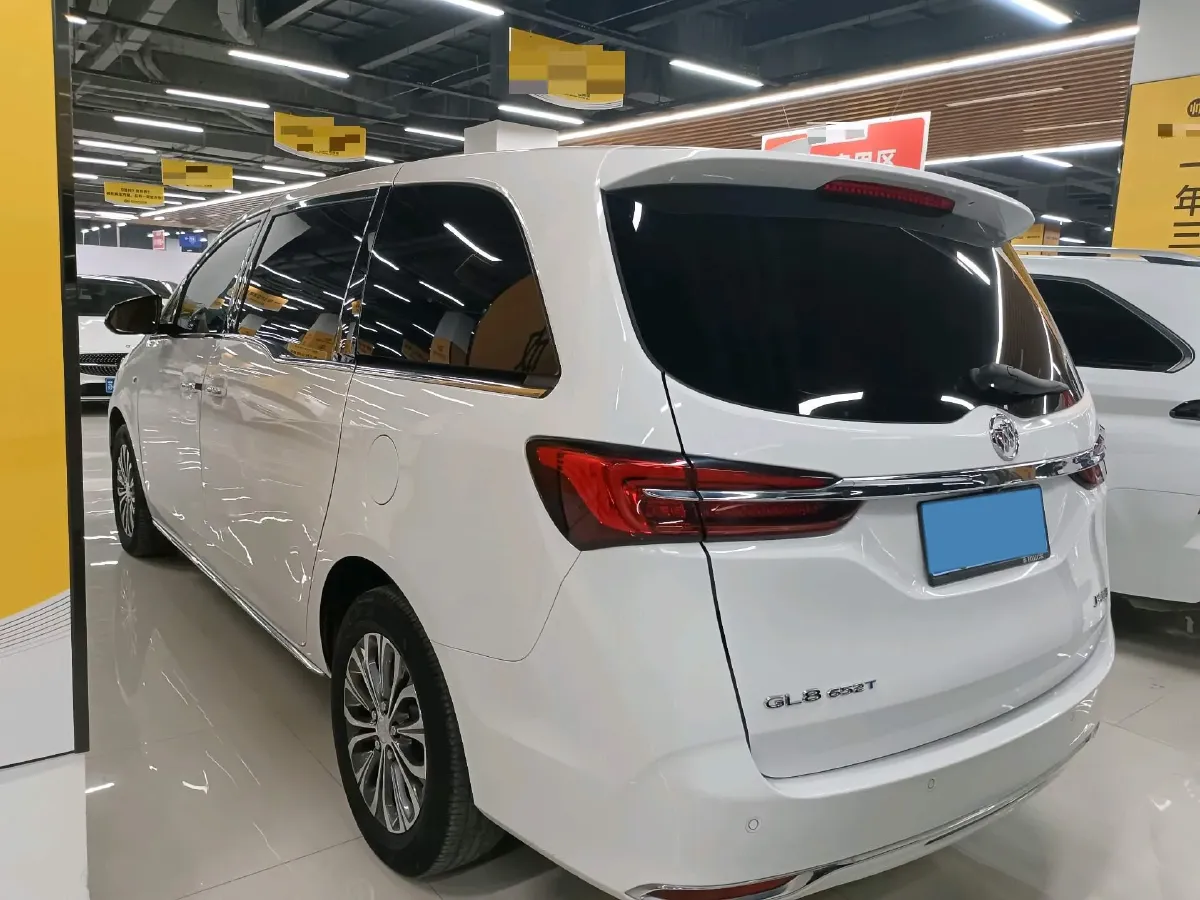 2023 Buick GL8 2.0T 237HP L4 9AT,autocango,china used car exporter,china ev exporter,chinese used car exporter,chinese used ev exporter