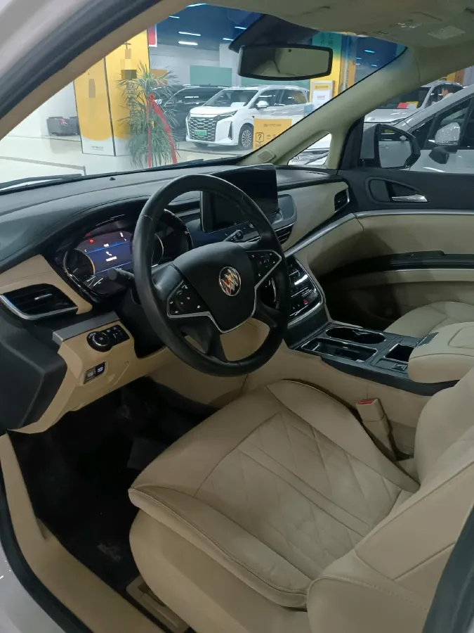 2023 Buick GL8 2.0T 237HP L4 9AT,autocango,china used car exporter,china ev exporter,chinese used car exporter,chinese used ev exporter