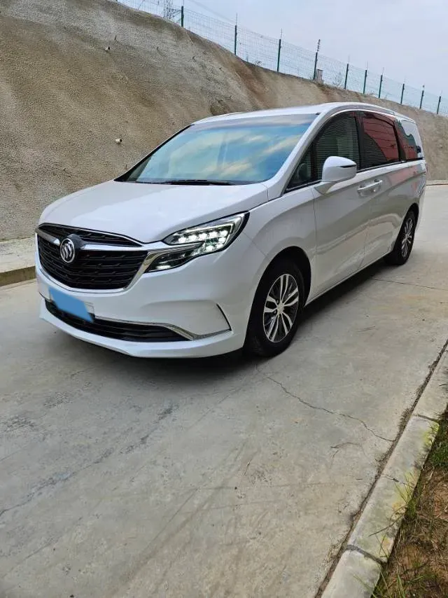 2022 Buick GL8 2.0T 237HP L4 9AT,autocango,china used car exporter,china ev exporter,chinese used car exporter,chinese used ev exporter
