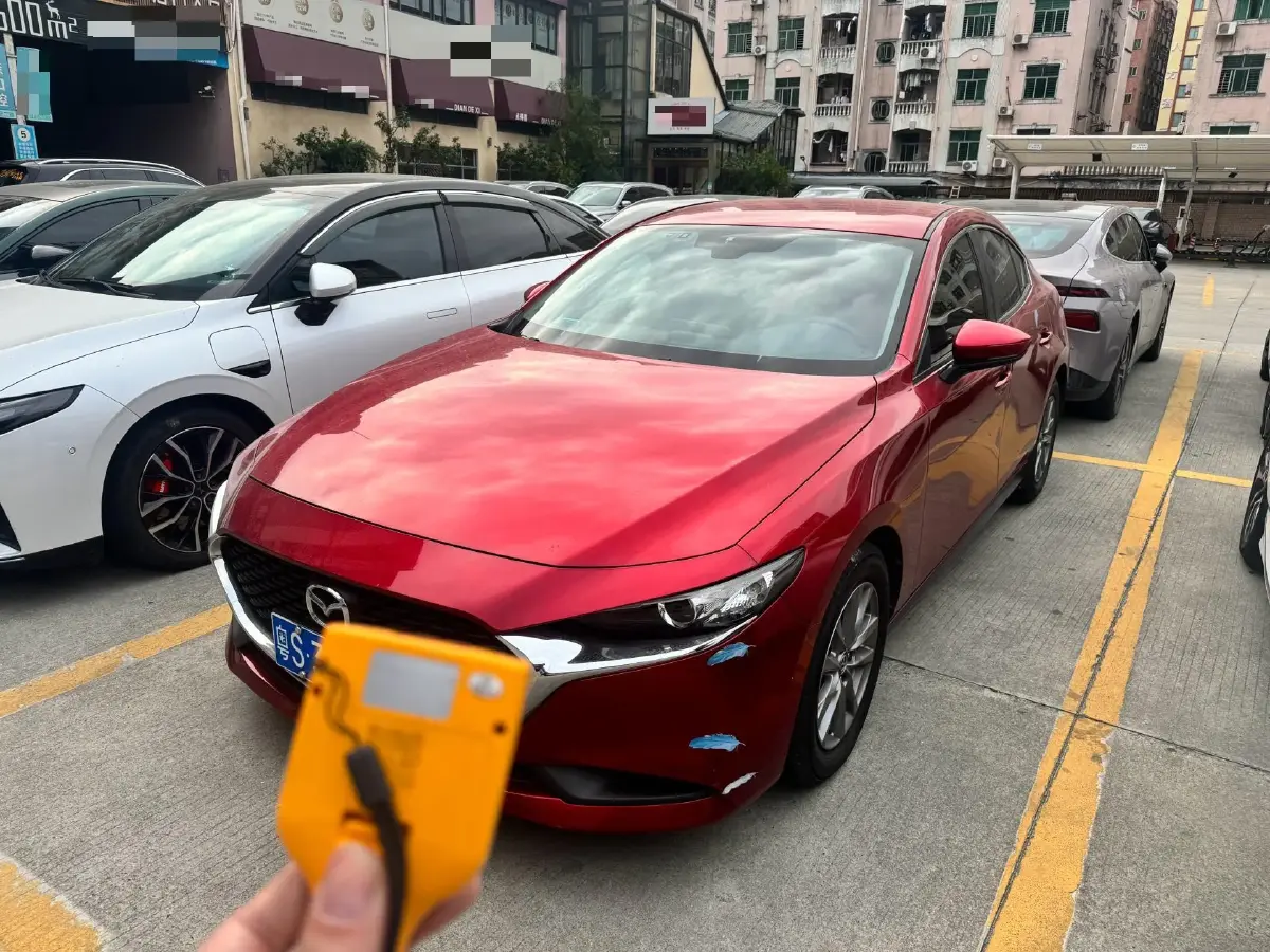 2022 Mazda 3 Axela 2.0L 158HP L4 6AT