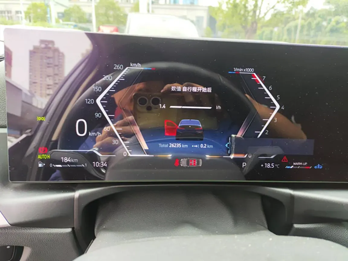 2024 BMW 3 Series 2.0T 184HP L4 8AT,autocango,china used car exporter,china ev exporter,chinese used car exporter,chinese used ev exporter