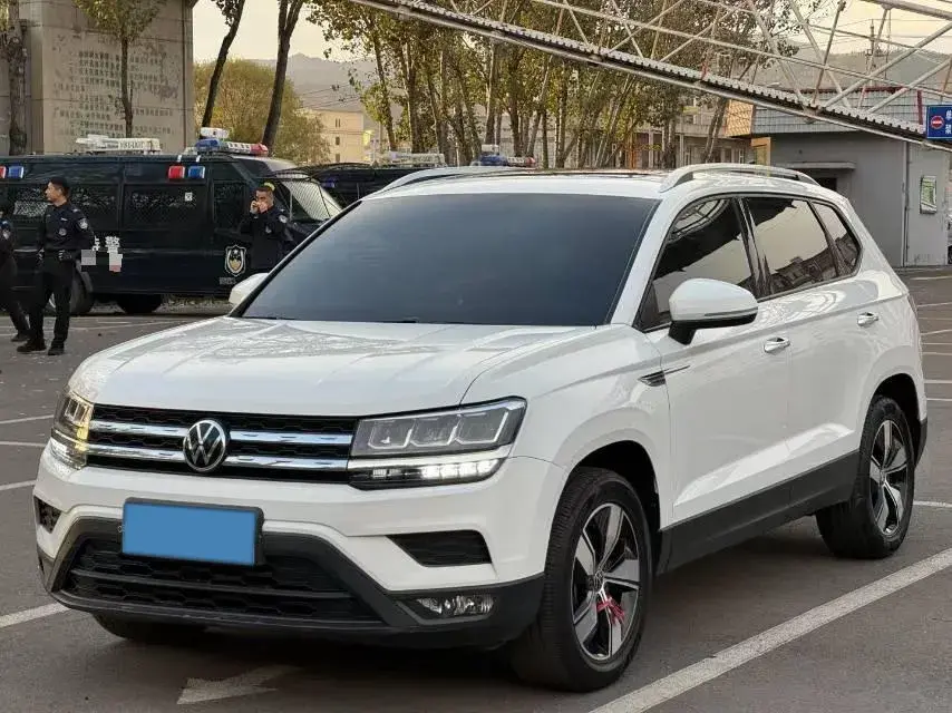 2021 Volkswagen Tharu 1.4T 150HP L4 7DCT