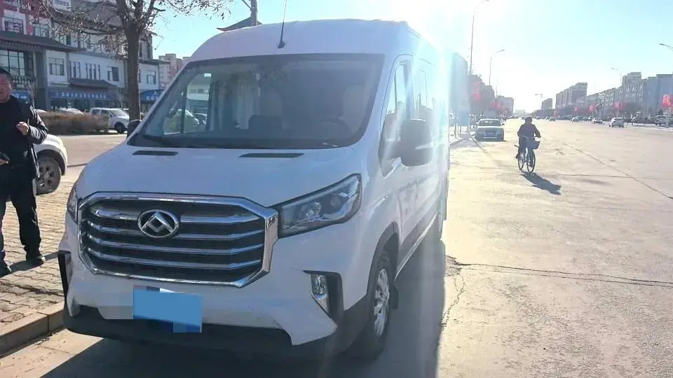 2022 MAXUS XinTu V90 2.0T 150HP L4 6MT