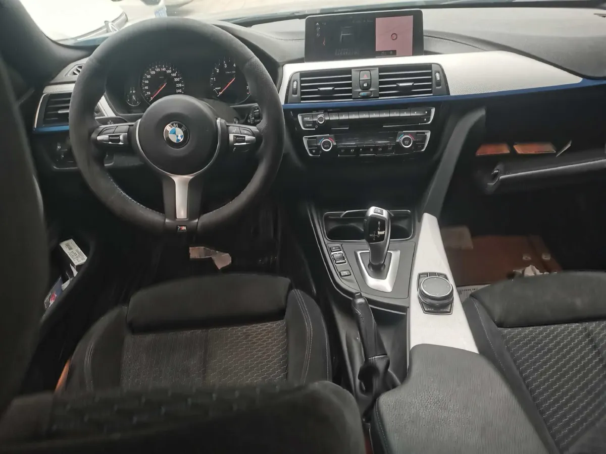 2019 BMW 8 Series 3.0T 340HP L6 8AT,autocango,china used car exporter,china ev exporter,chinese used car exporter,chinese used ev exporter