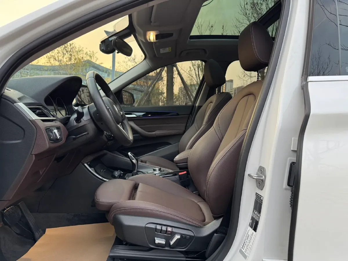 2022 BMW X1 1.5T 140HP L3 7DCT,autocango,china used car exporter,china ev exporter,chinese used car exporter,chinese used ev exporter