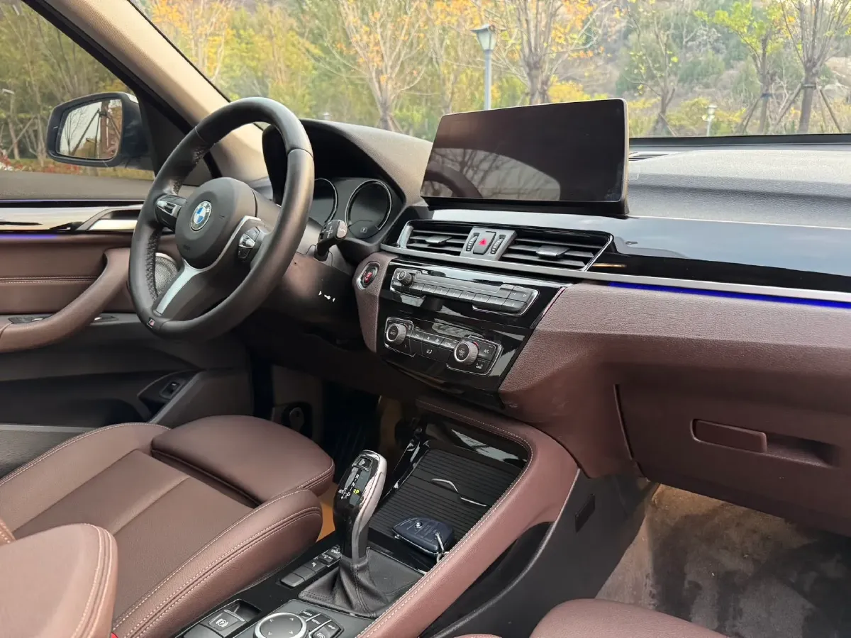 2022 BMW X1 1.5T 140HP L3 7DCT,autocango,china used car exporter,china ev exporter,chinese used car exporter,chinese used ev exporter