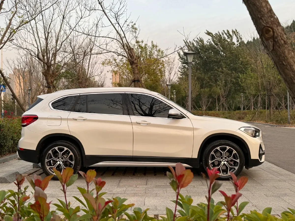 2022 BMW X1 1.5T 140HP L3 7DCT,autocango,china used car exporter,china ev exporter,chinese used car exporter,chinese used ev exporter