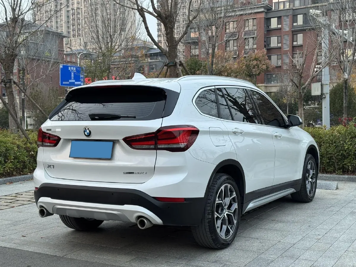 2022 BMW X1 1.5T 140HP L3 7DCT,autocango,china used car exporter,china ev exporter,chinese used car exporter,chinese used ev exporter
