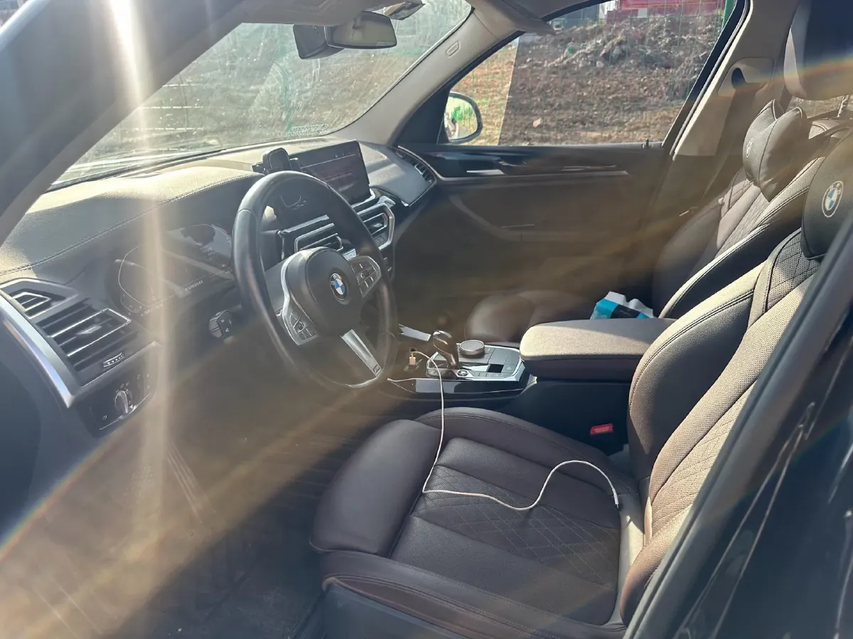 2022 BMW X3 2.0T 184HP L4 8AT,autocango,china used car exporter,china ev exporter,chinese used car exporter,chinese used ev exporter