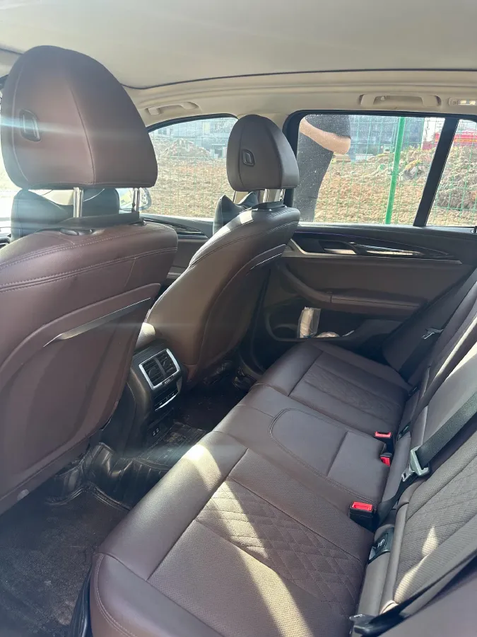 2022 BMW X3 2.0T 184HP L4 8AT,autocango,china used car exporter,china ev exporter,chinese used car exporter,chinese used ev exporter