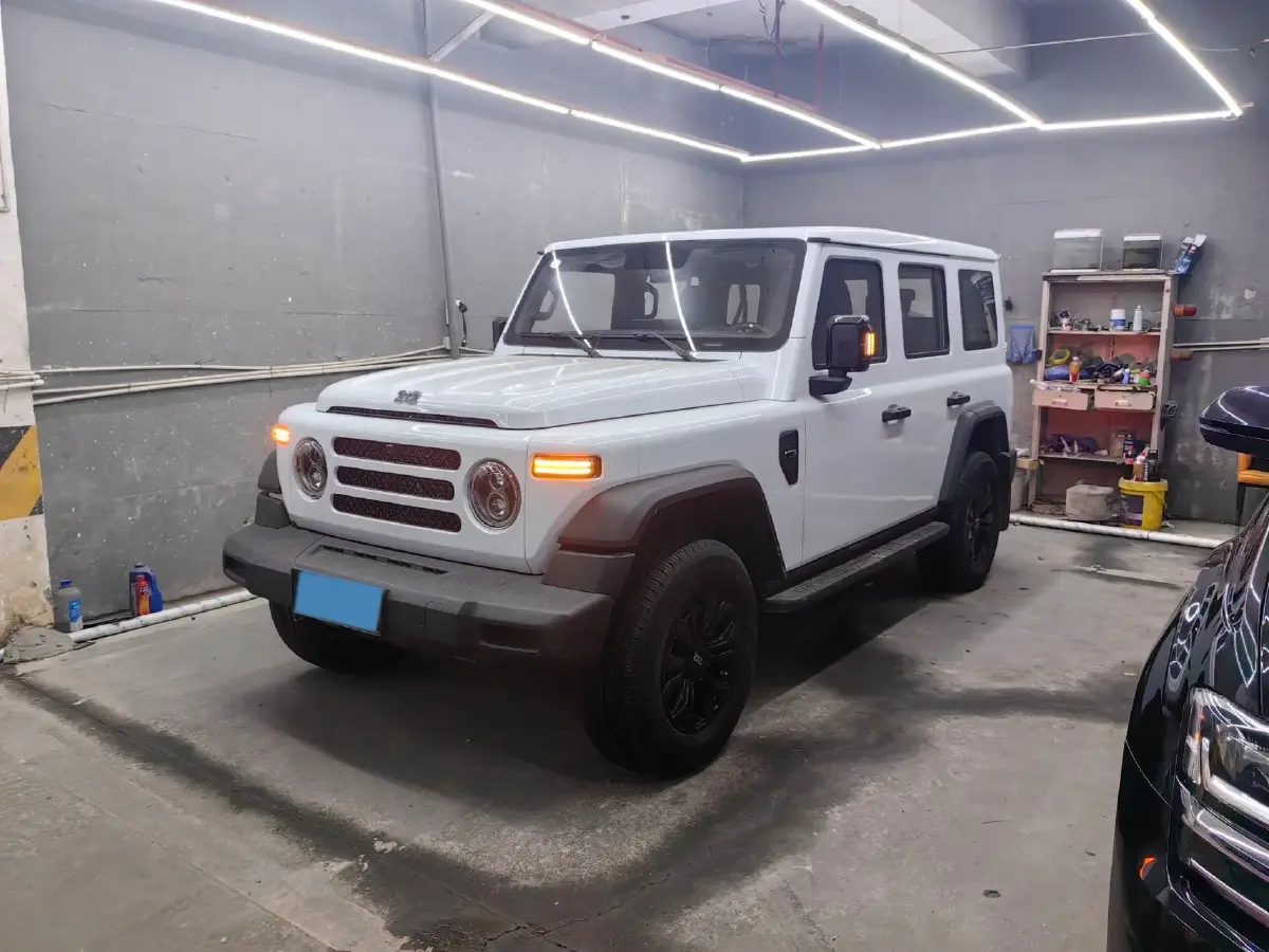 2024 212 212 T01 2.0T 252HP L4 8AT