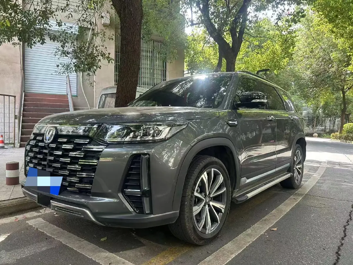 2023 ChangAn CS95 2.0T 233HP L4 8AT