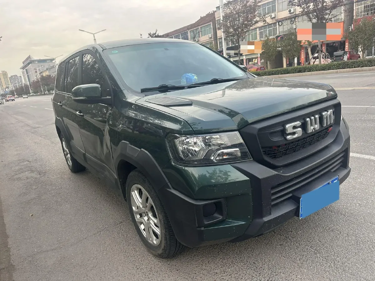 2022 SWM Big Tiger 1.5L 116HP L4 5MT,autocango,china used car exporter,china ev exporter,chinese used car exporter,chinese used ev exporter