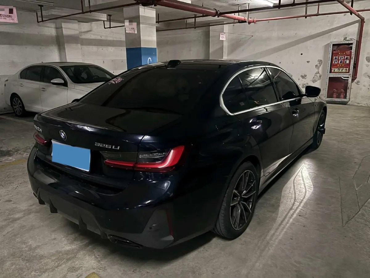 2024 BMW 3 Series 2.0T 184HP L4 8AT,autocango,china used car exporter,china ev exporter,chinese used car exporter,chinese used ev exporter