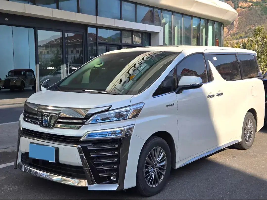 2023 Toyota Vellfire 2.5L 117HP L4 E-CVT Hybrid