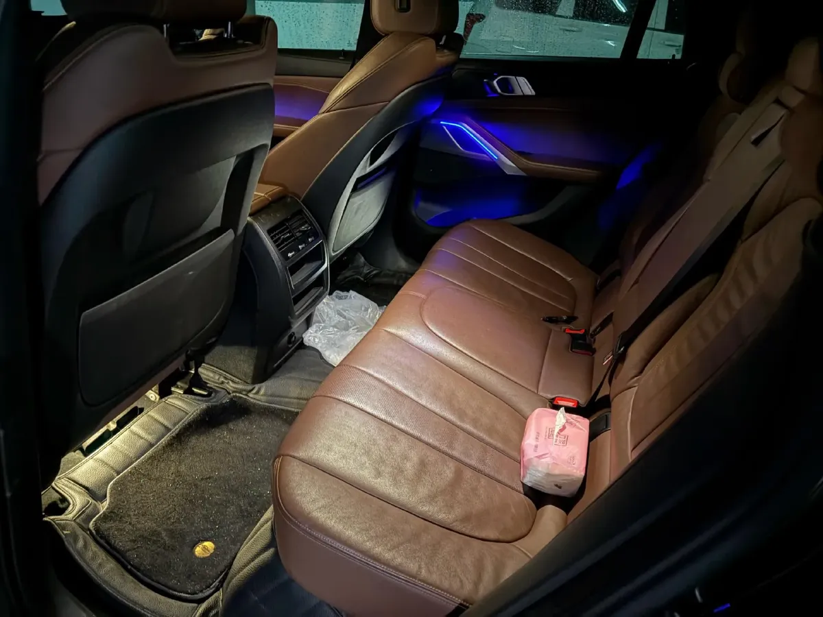 2021 BMW X6 2.0T 265HP L4 8AT,autocango,china used car exporter,china ev exporter,chinese used car exporter,chinese used ev exporter