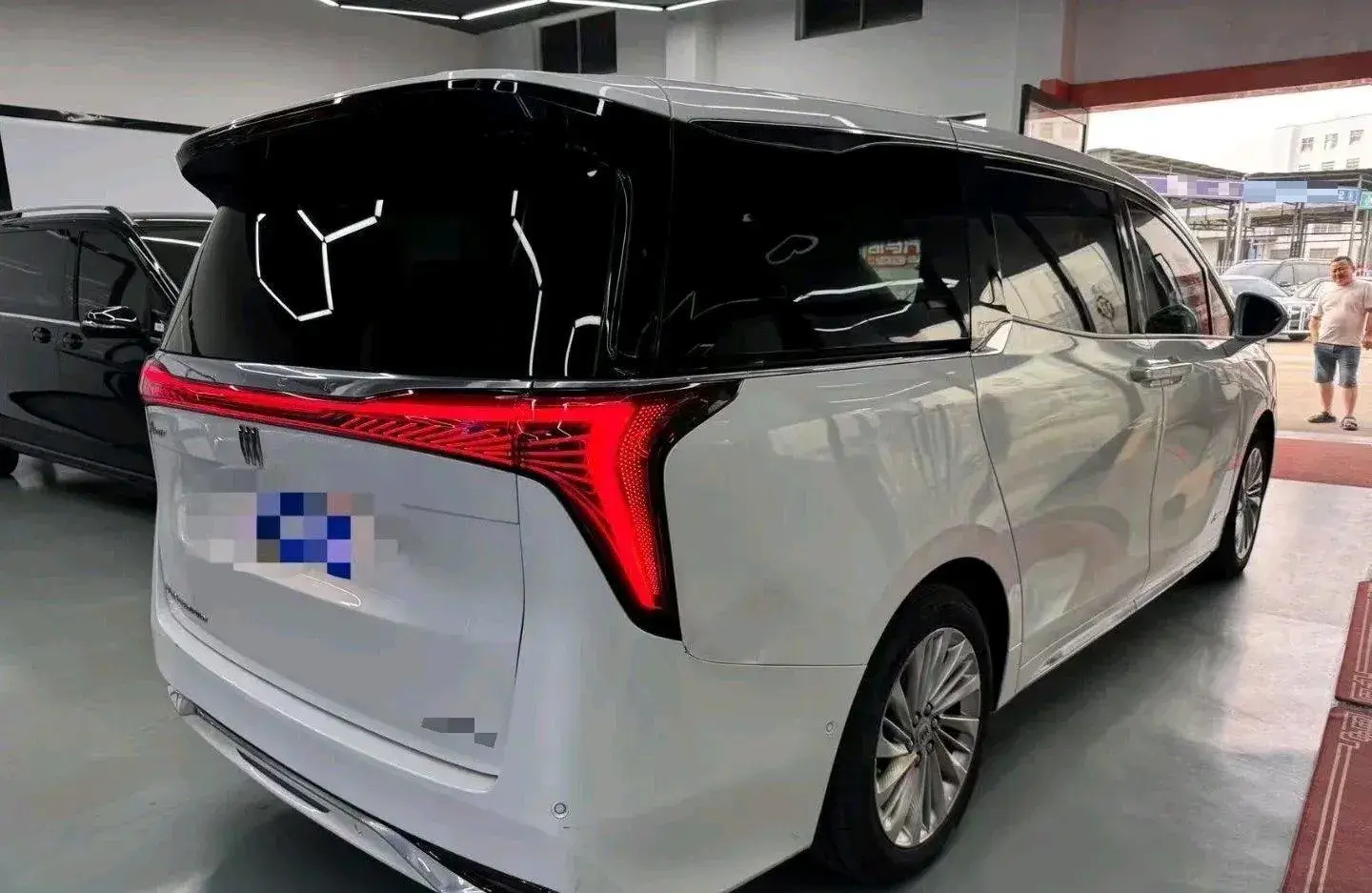 2023 BUICK CENTURY thumbnail 3